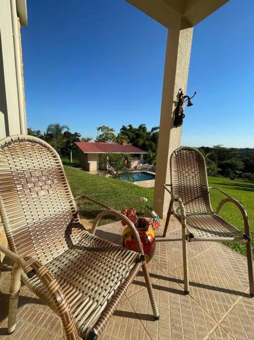 Casa do Vôo Livre com piscina e churrasqueira 20 min do Thermas