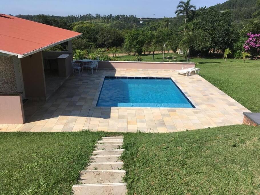 Casa do Vôo Livre com piscina e churrasqueira 20 min do Thermas