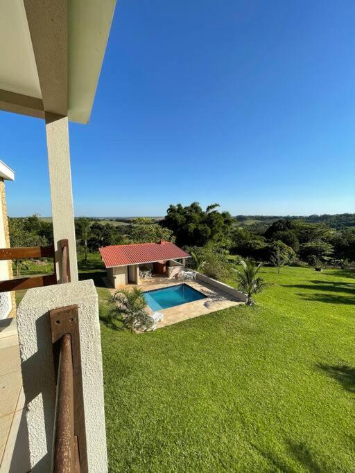 Casa do Vôo Livre com piscina e churrasqueira 20 min do Thermas