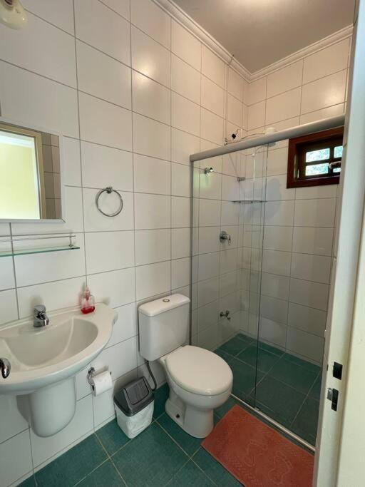 Casa do Vôo Livre com piscina e churrasqueira 20 min do Thermas