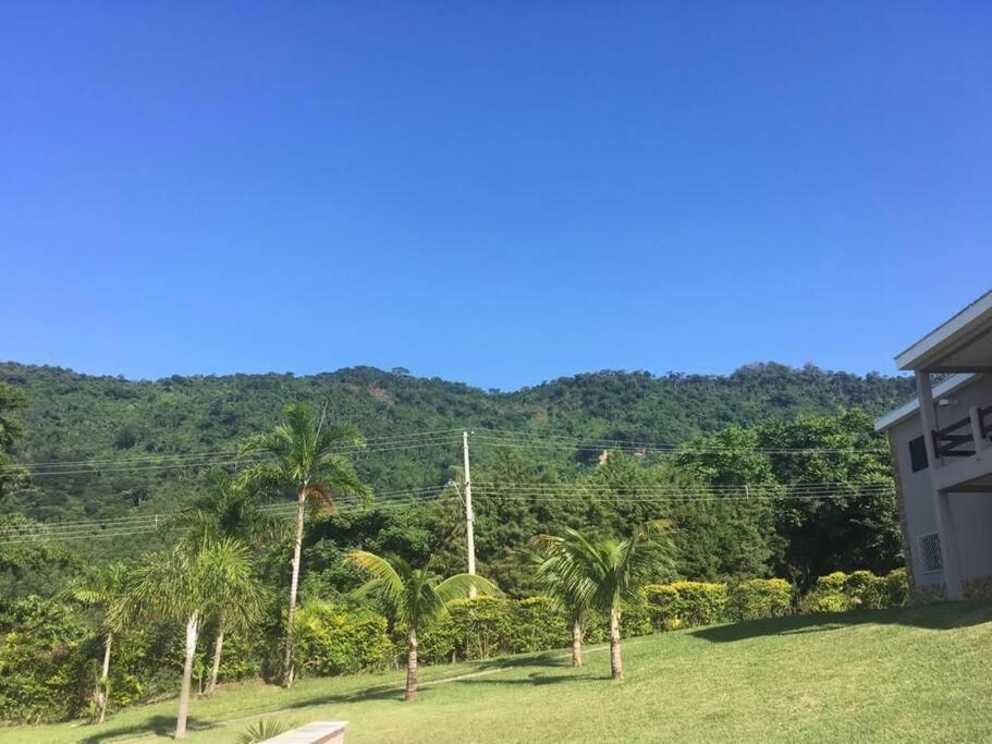 Casa do Vôo Livre com piscina e churrasqueira 20 min do Thermas