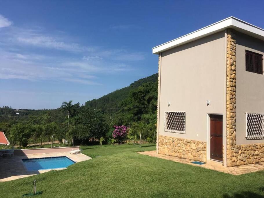 Casa do Vôo Livre com piscina e churrasqueira 20 min do Thermas
