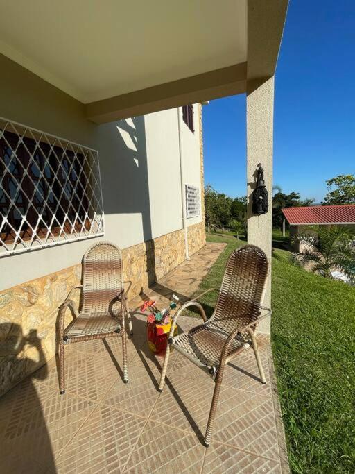 Casa do Vôo Livre com piscina e churrasqueira 20 min do Thermas