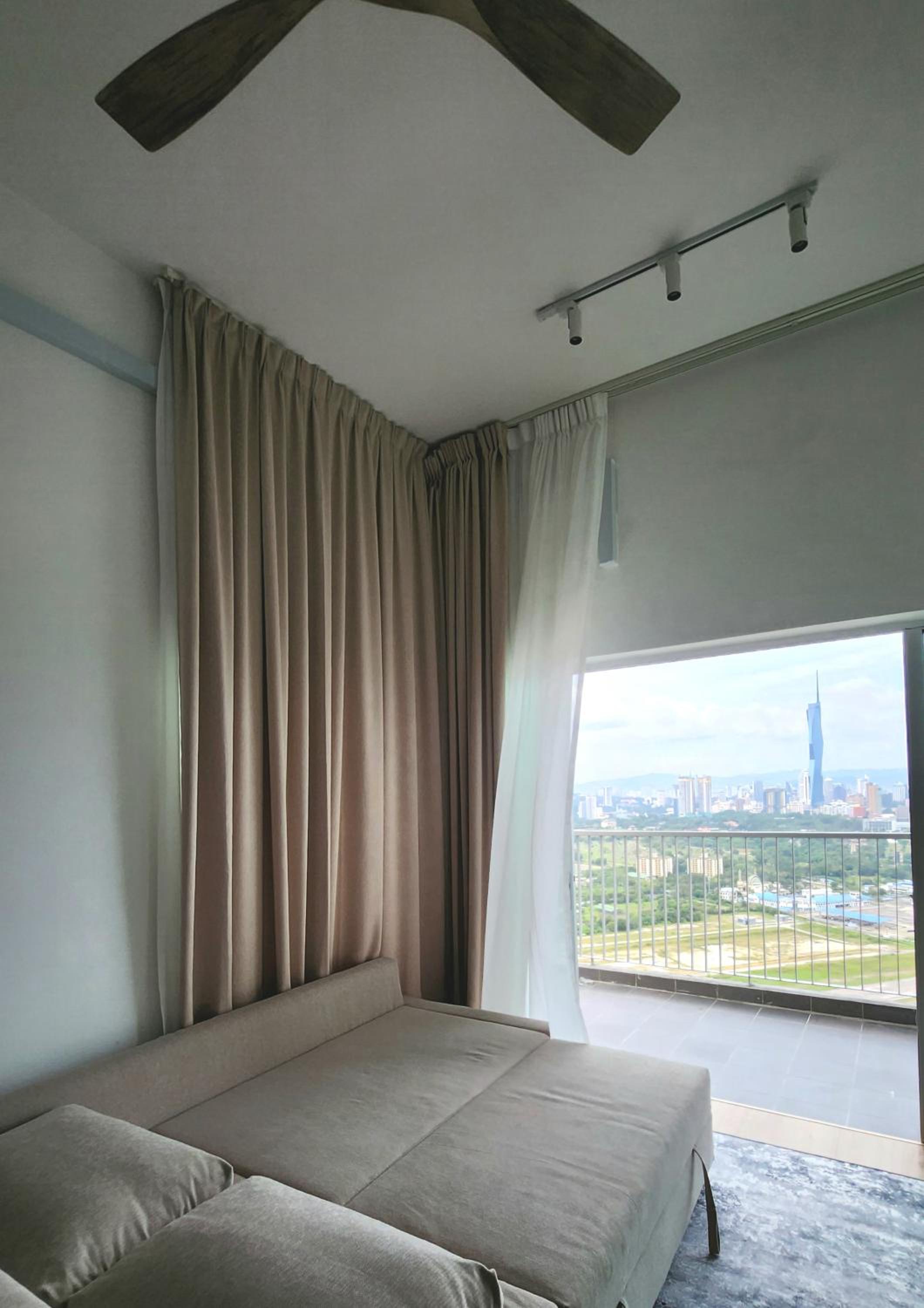 Mimi Cozy Homestay, 3R3B KLCC View with PLAYSTATION 4, NETFLIX, WiFi 6, Home Cinema