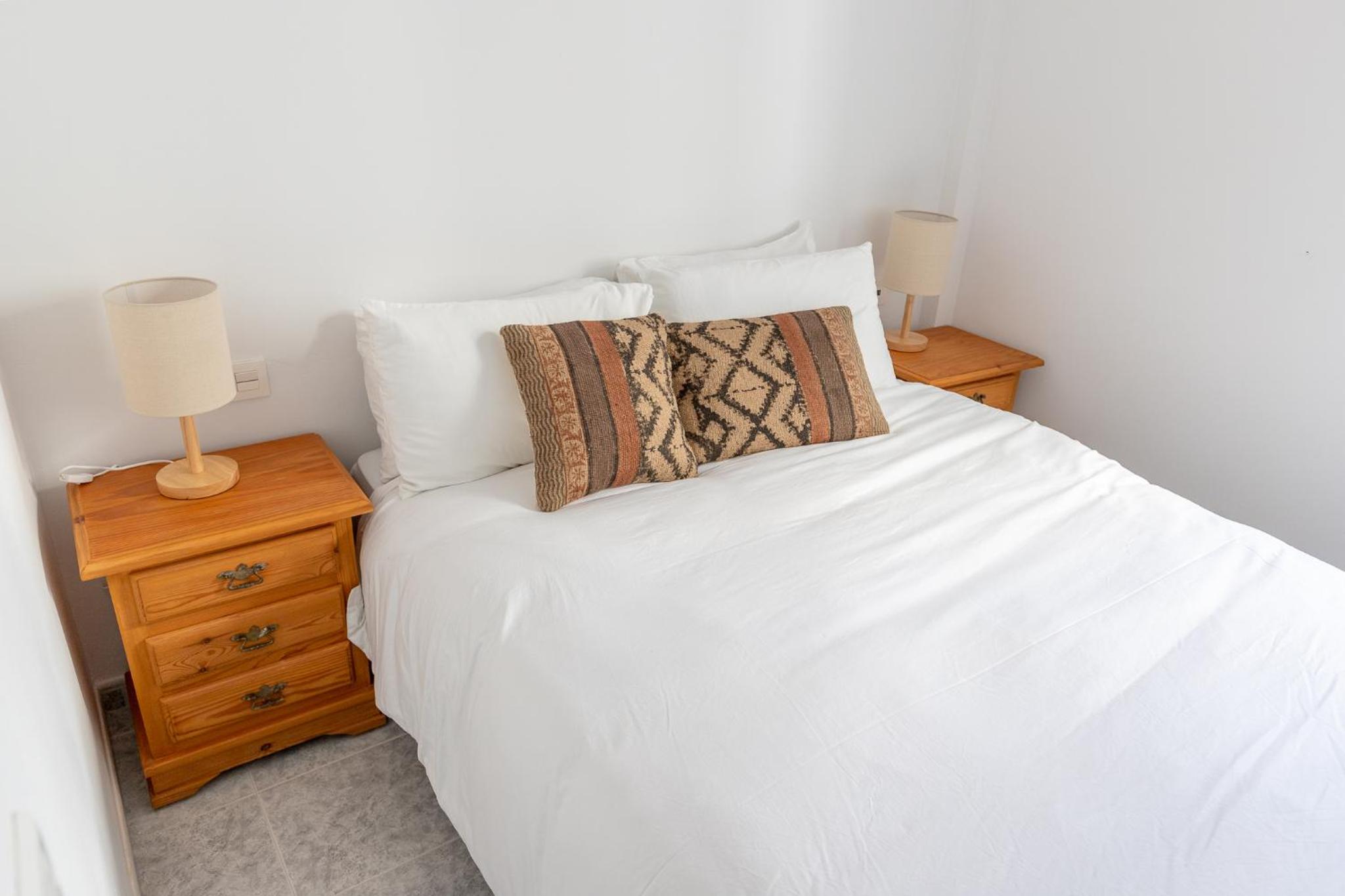 Las Flores Apartments