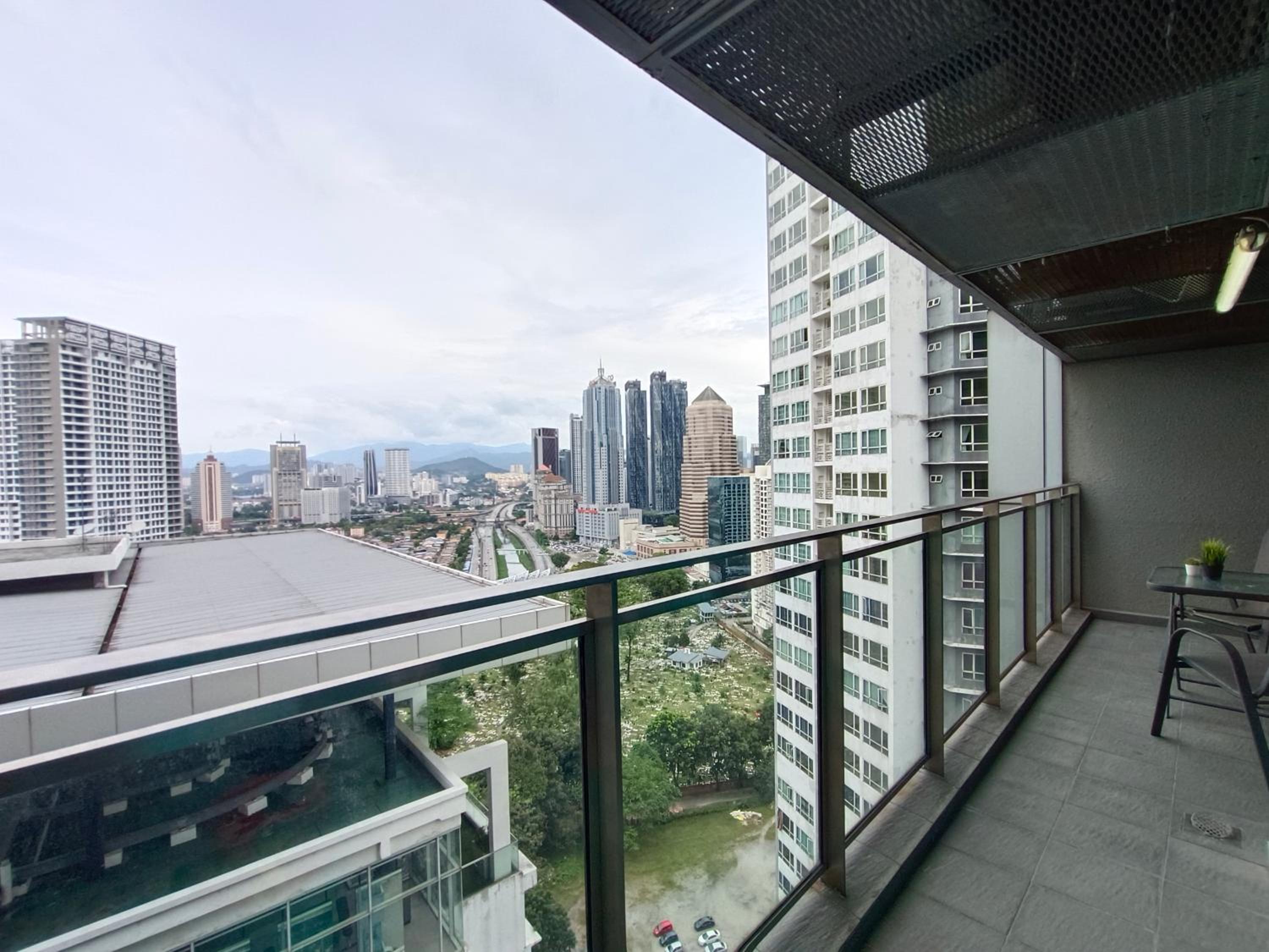 KLCC Dorm (7 min walking to Twin Towers)