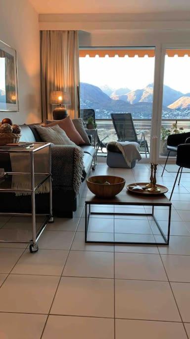 Exclusive Lakeside Apartment with Amazing View