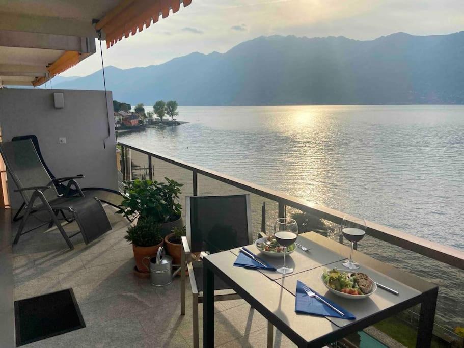 Exclusive Lakeside Apartment with Amazing View