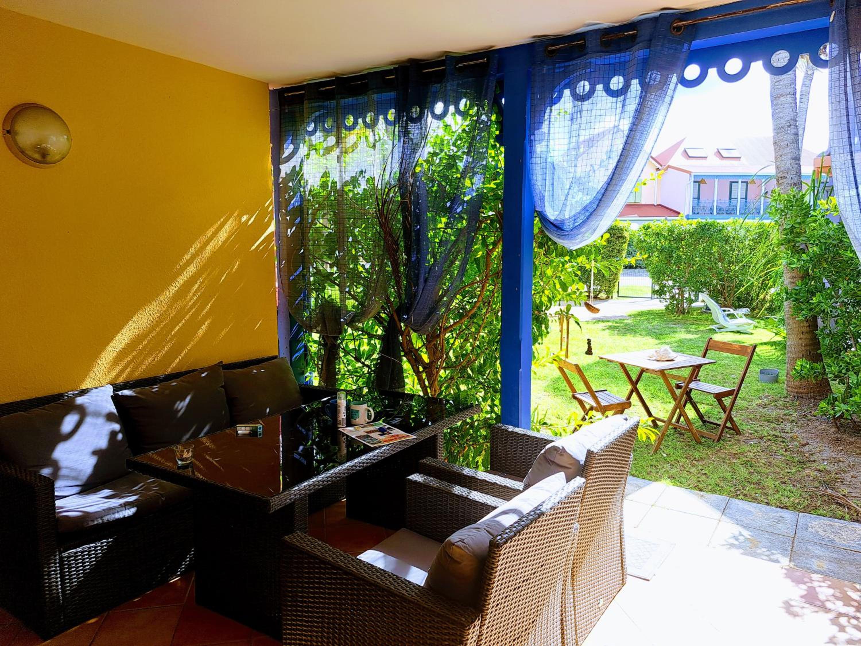 Studio Les Salines Orient-Bay view 4
