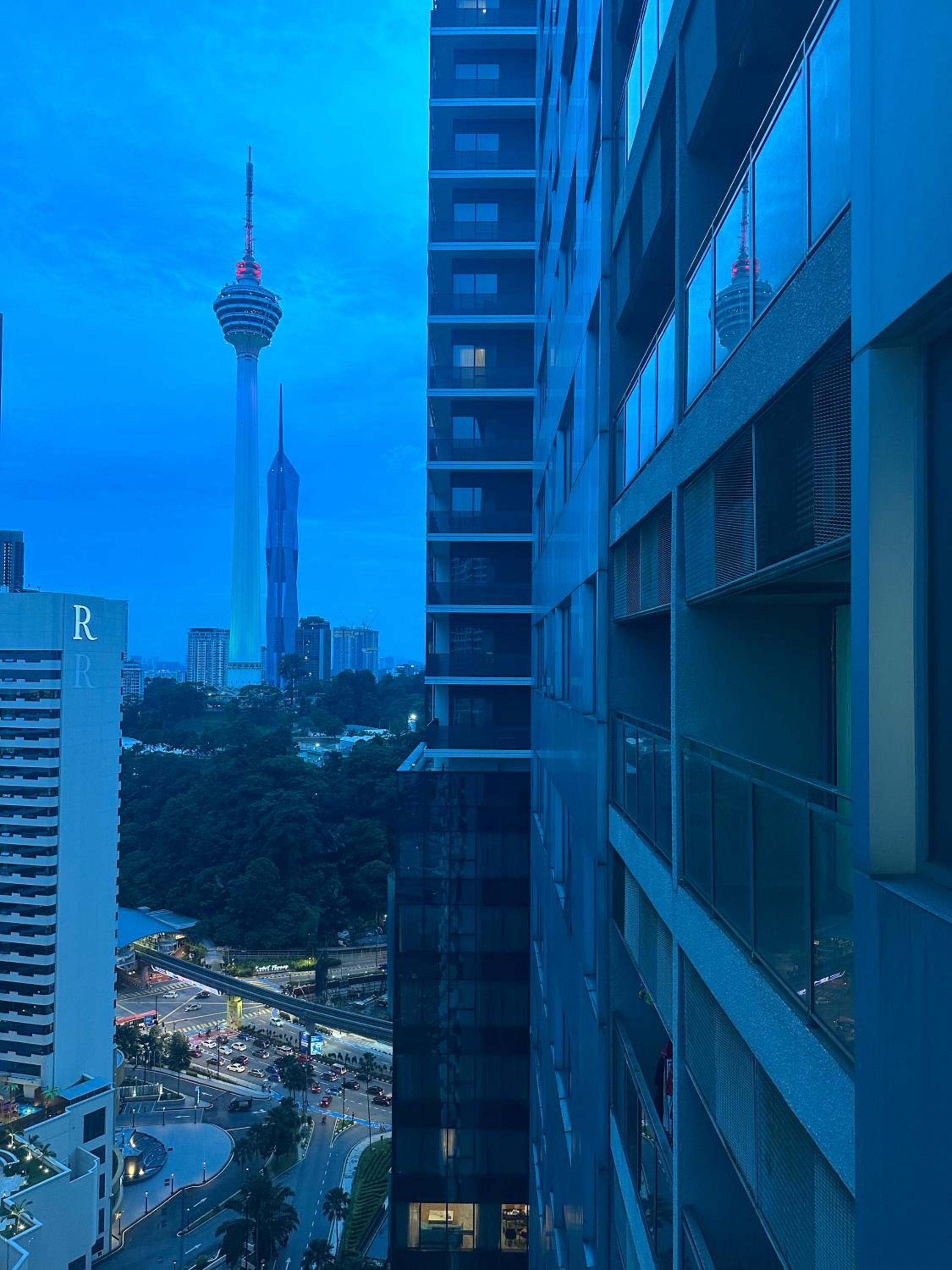 KLCC Dorm (7 min walking to Twin Towers)