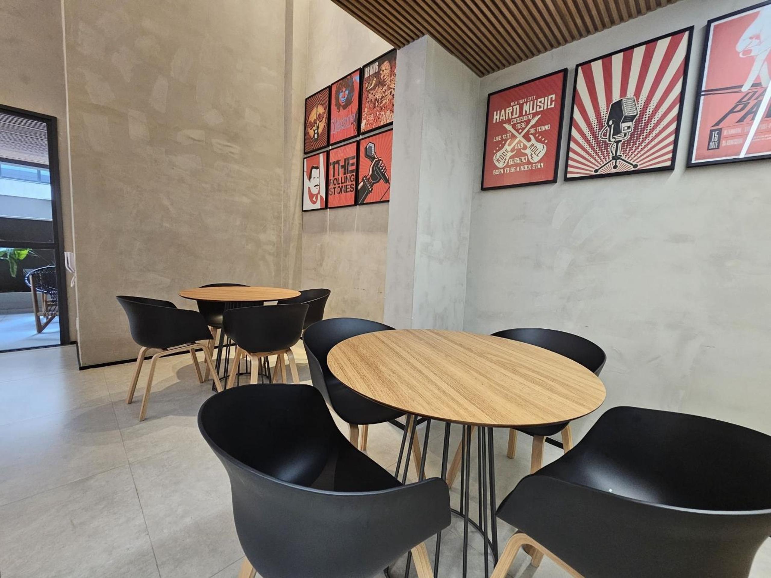 Pamplona Studios by Housi