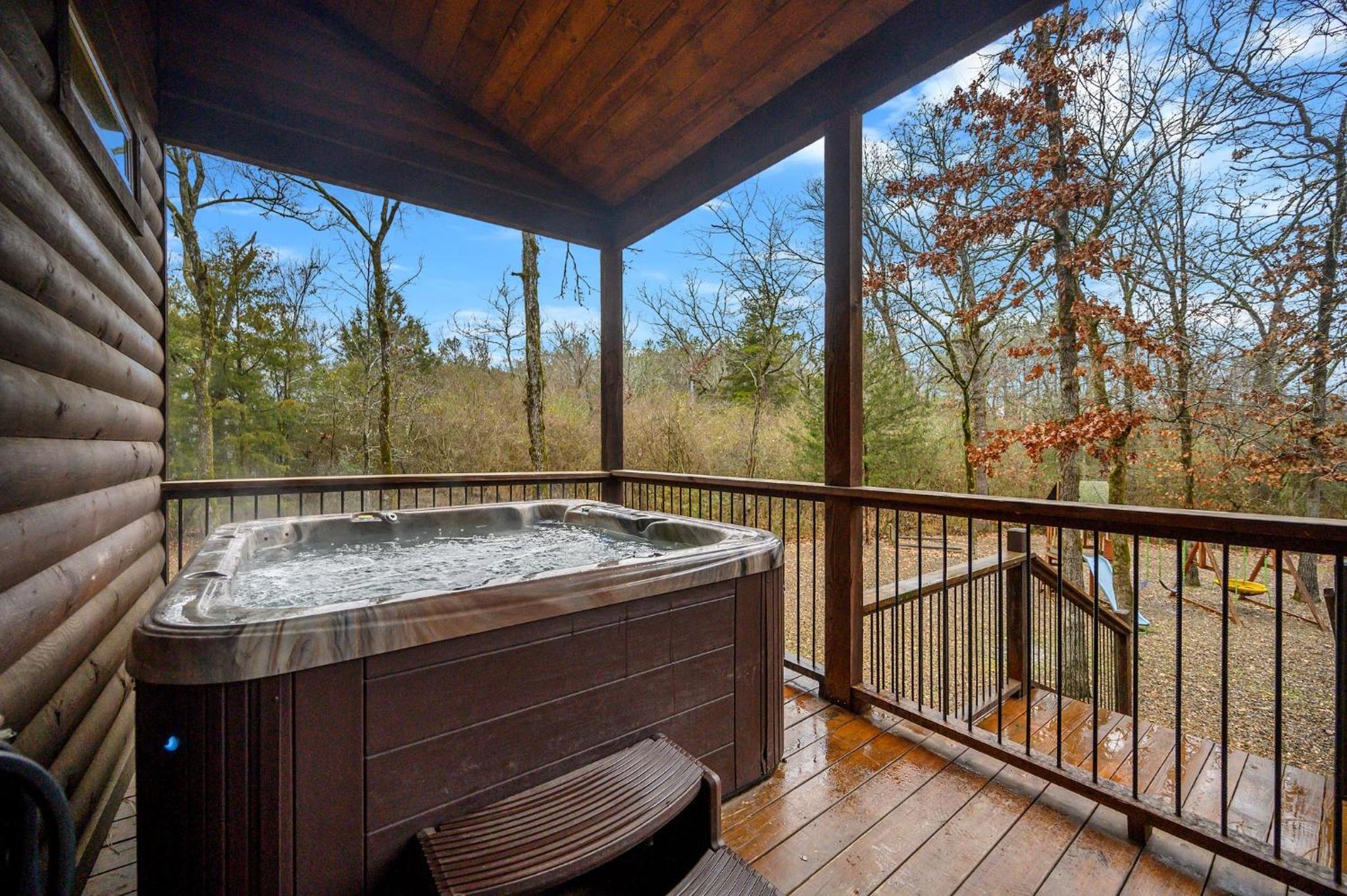 Lazy Daze Lodge - Close to activities and attractions!! view 4