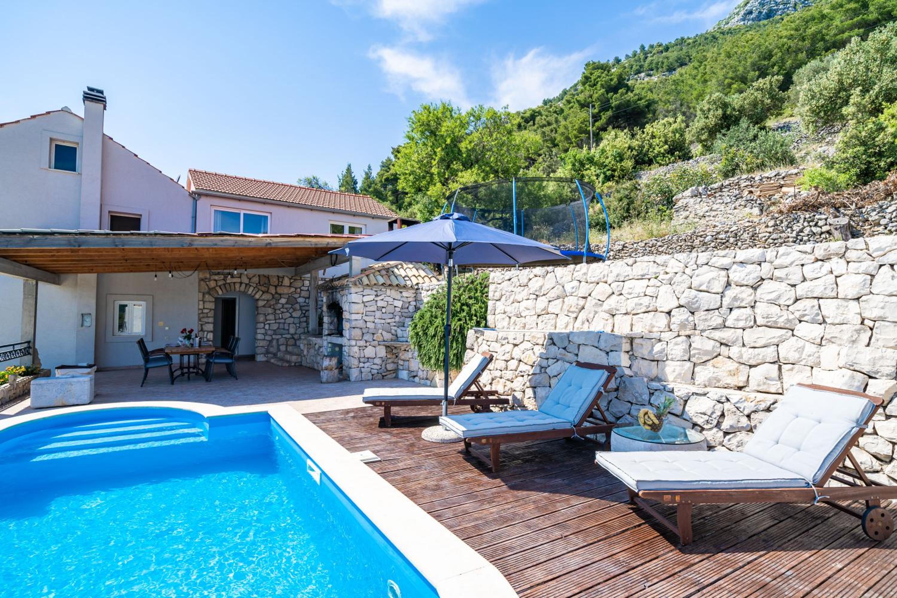 House Abatros