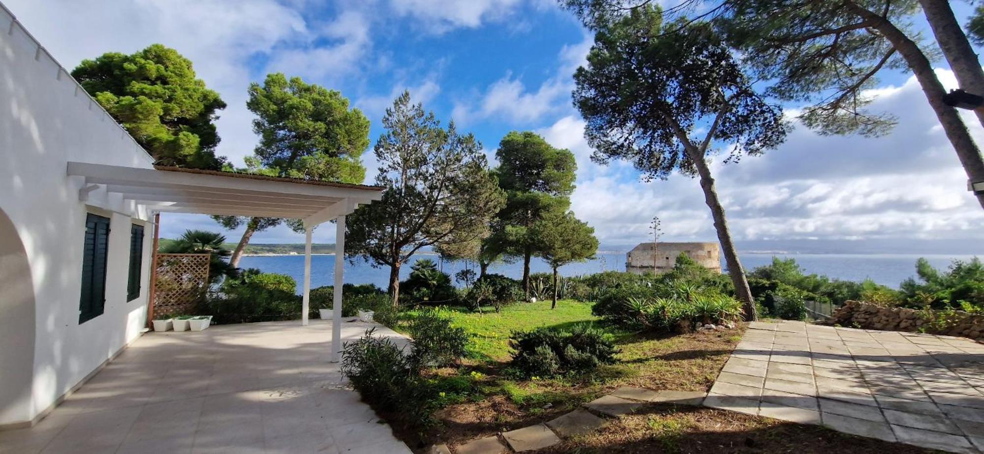 Seaview Villa Lazzaretto view 2
