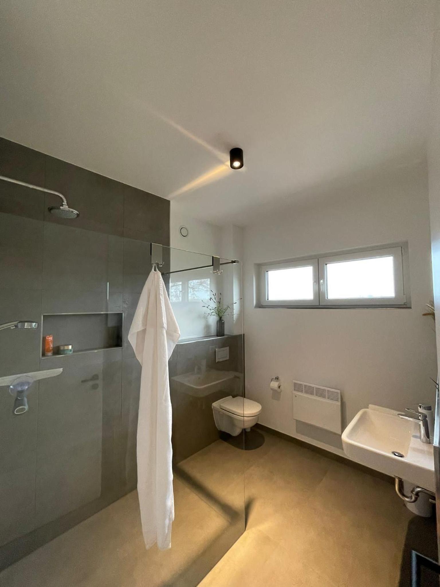 Luxus-Ferienhaus mit Saunen und großem Garten