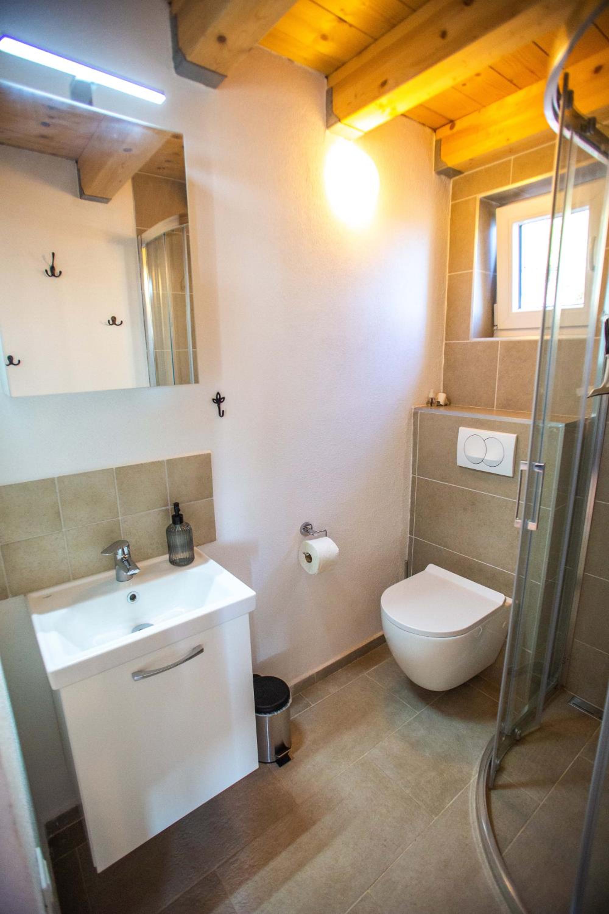 Sea view Eco house with pool, 250m to beach - Falcon View Hvar