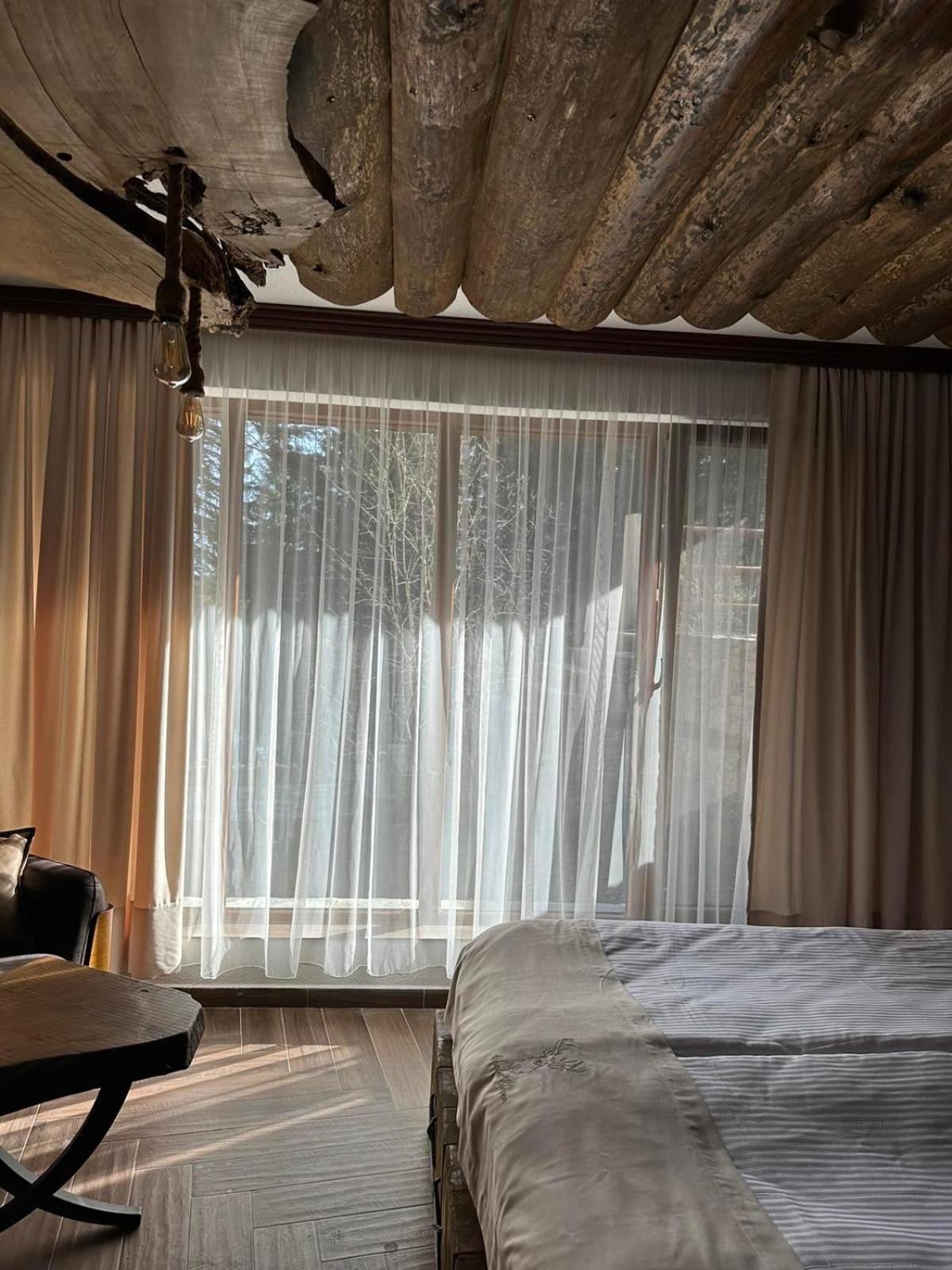 CHALET ELEVEN