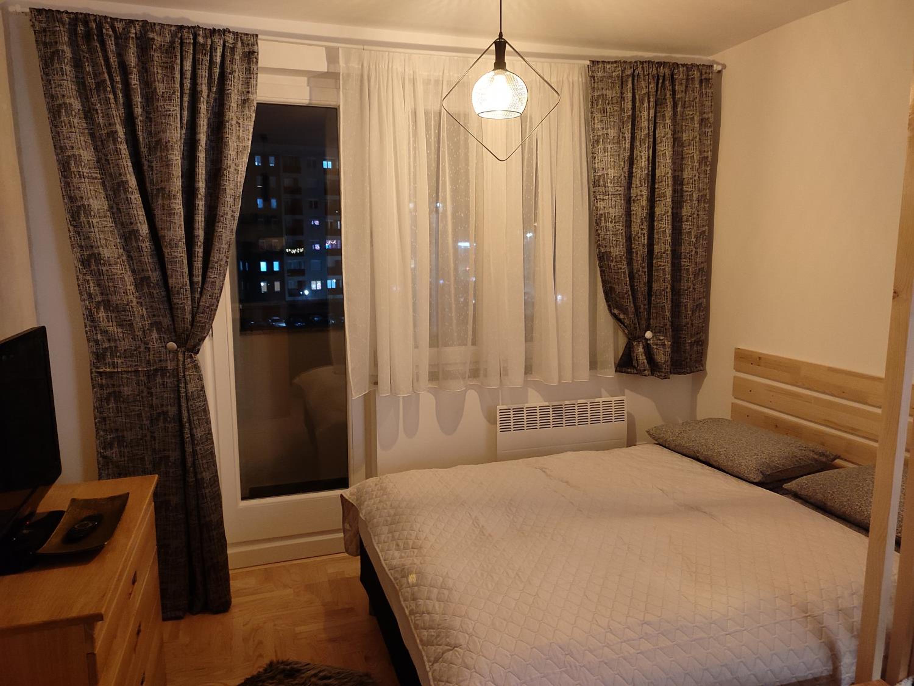 Studio apartman Pale