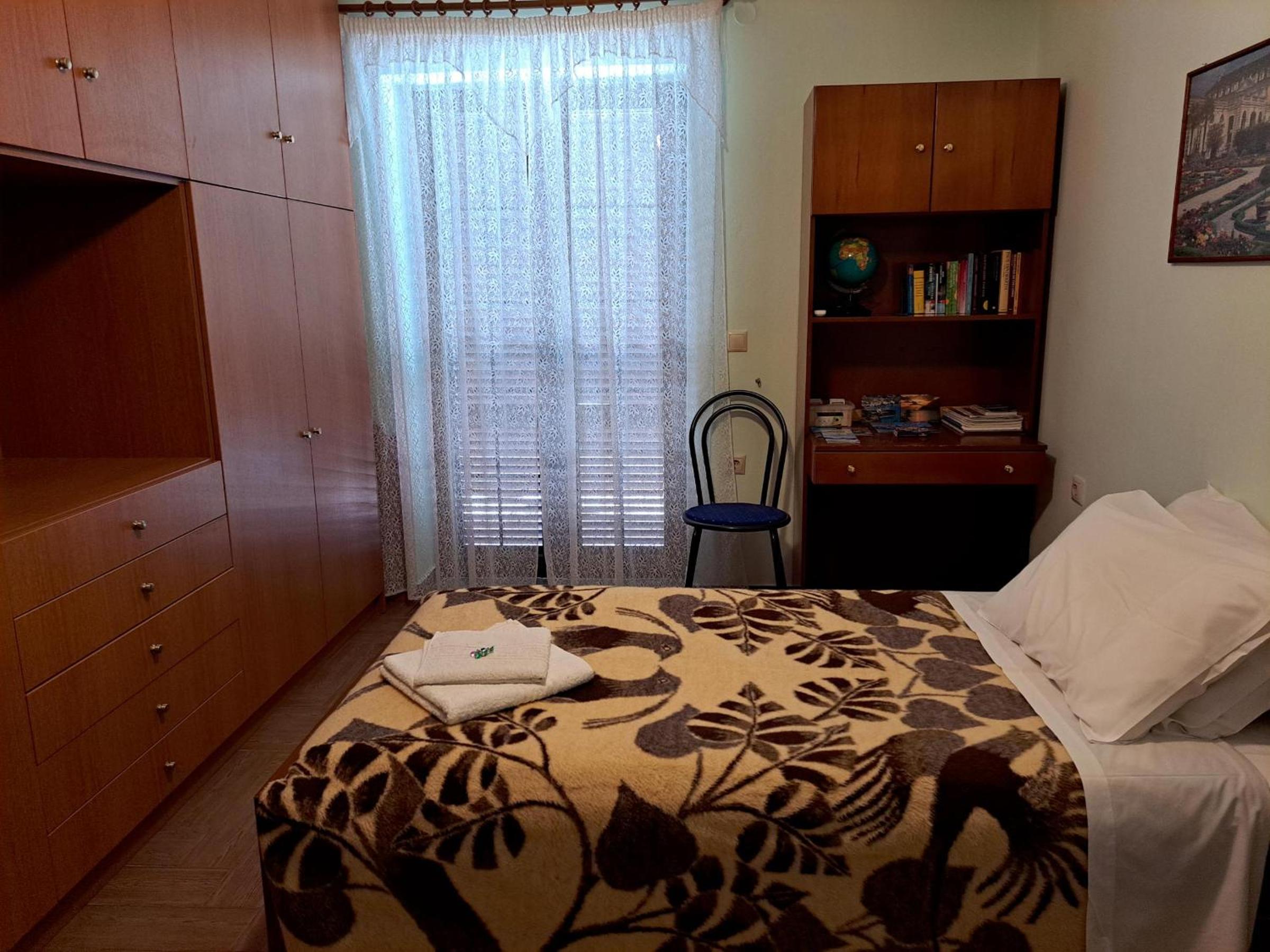PETRINO en Keratokampos — hotel room