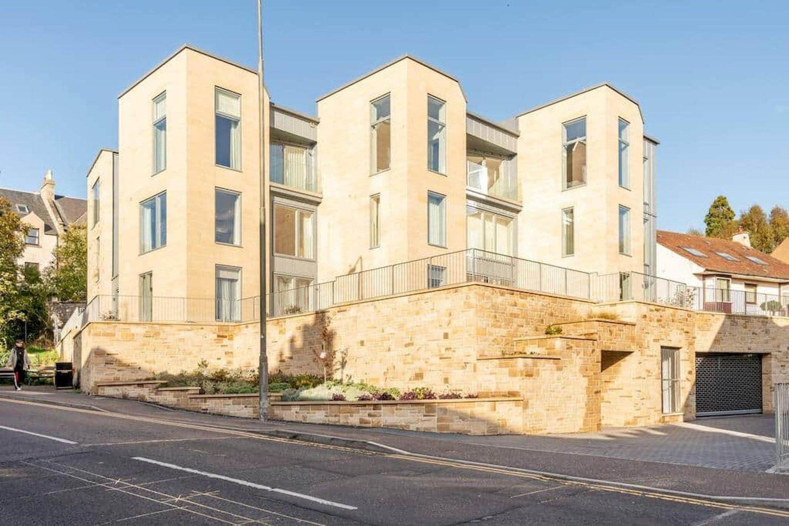 Lade Braes Apartments - No 22D