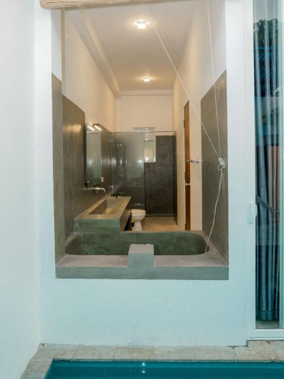 Photo 42