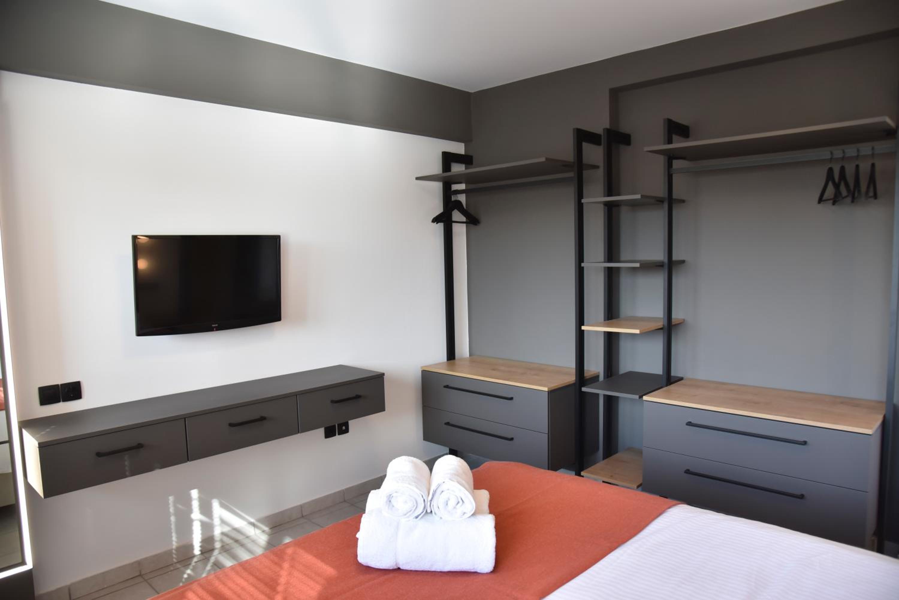 hotel room
