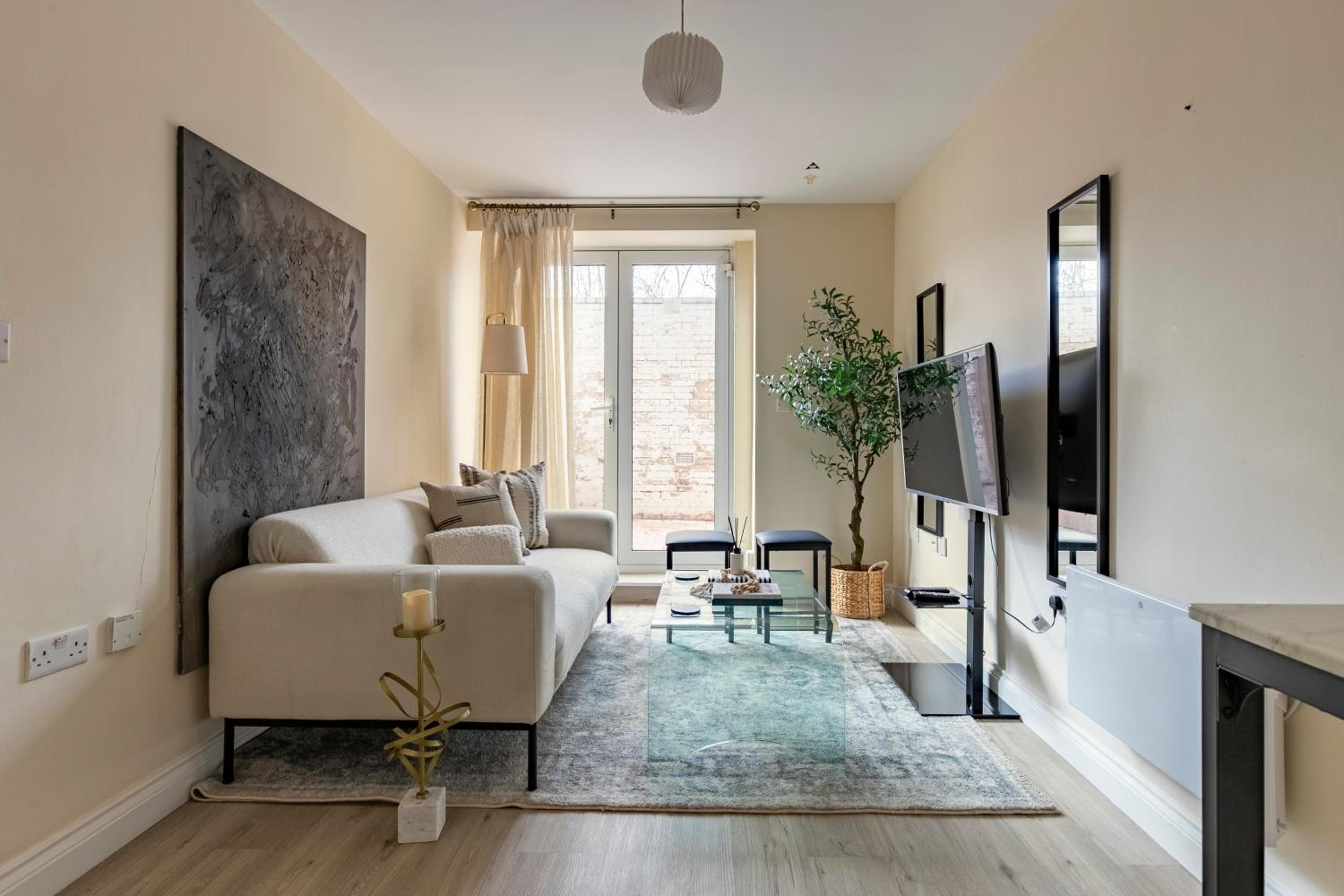 North London - one bed flat- entire unit