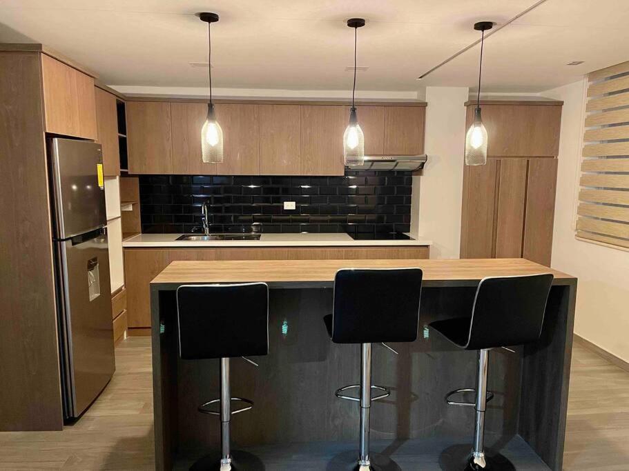 New Luxury Apartment