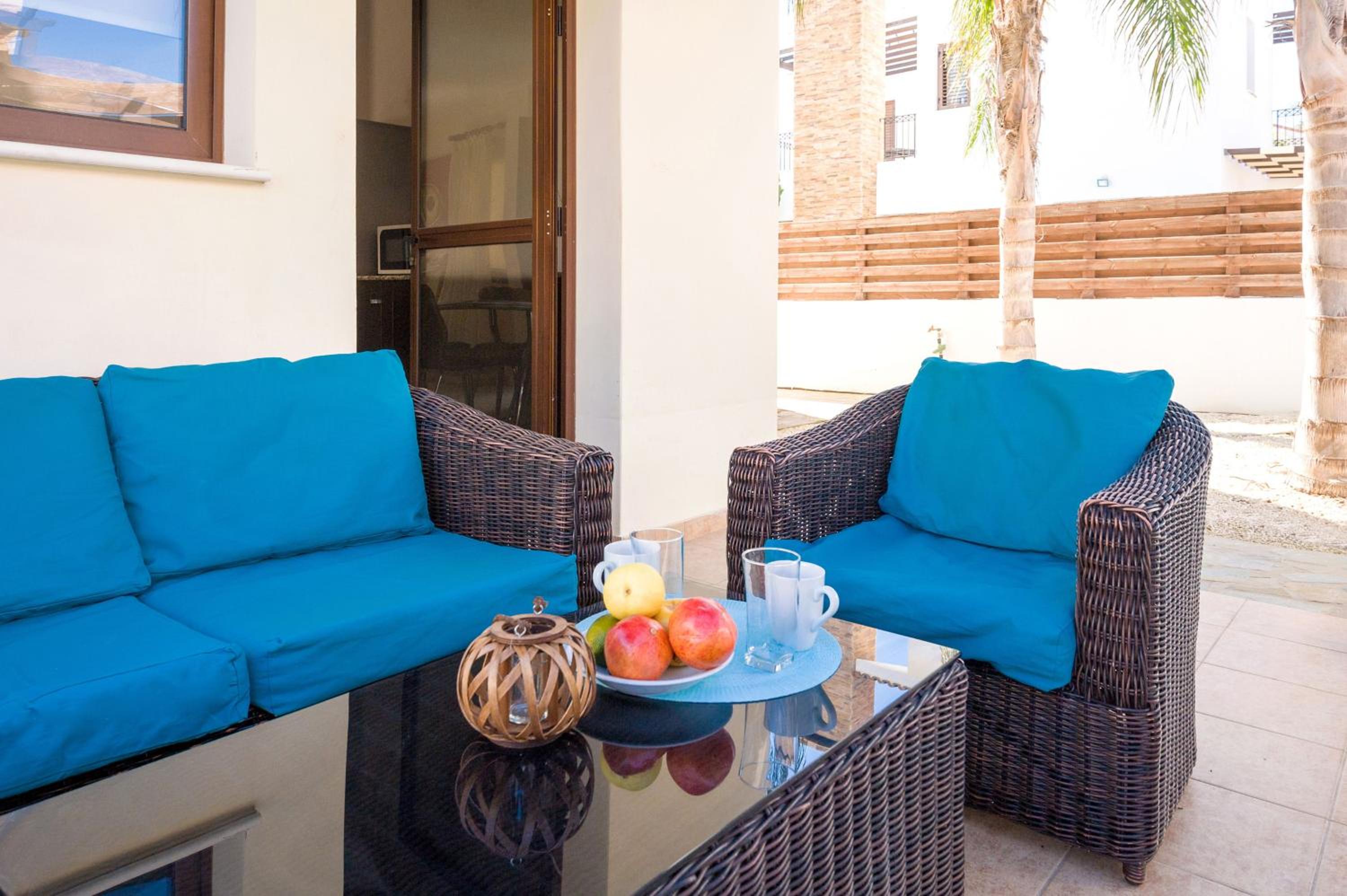Villa Ioanna - 50m from Med Sea