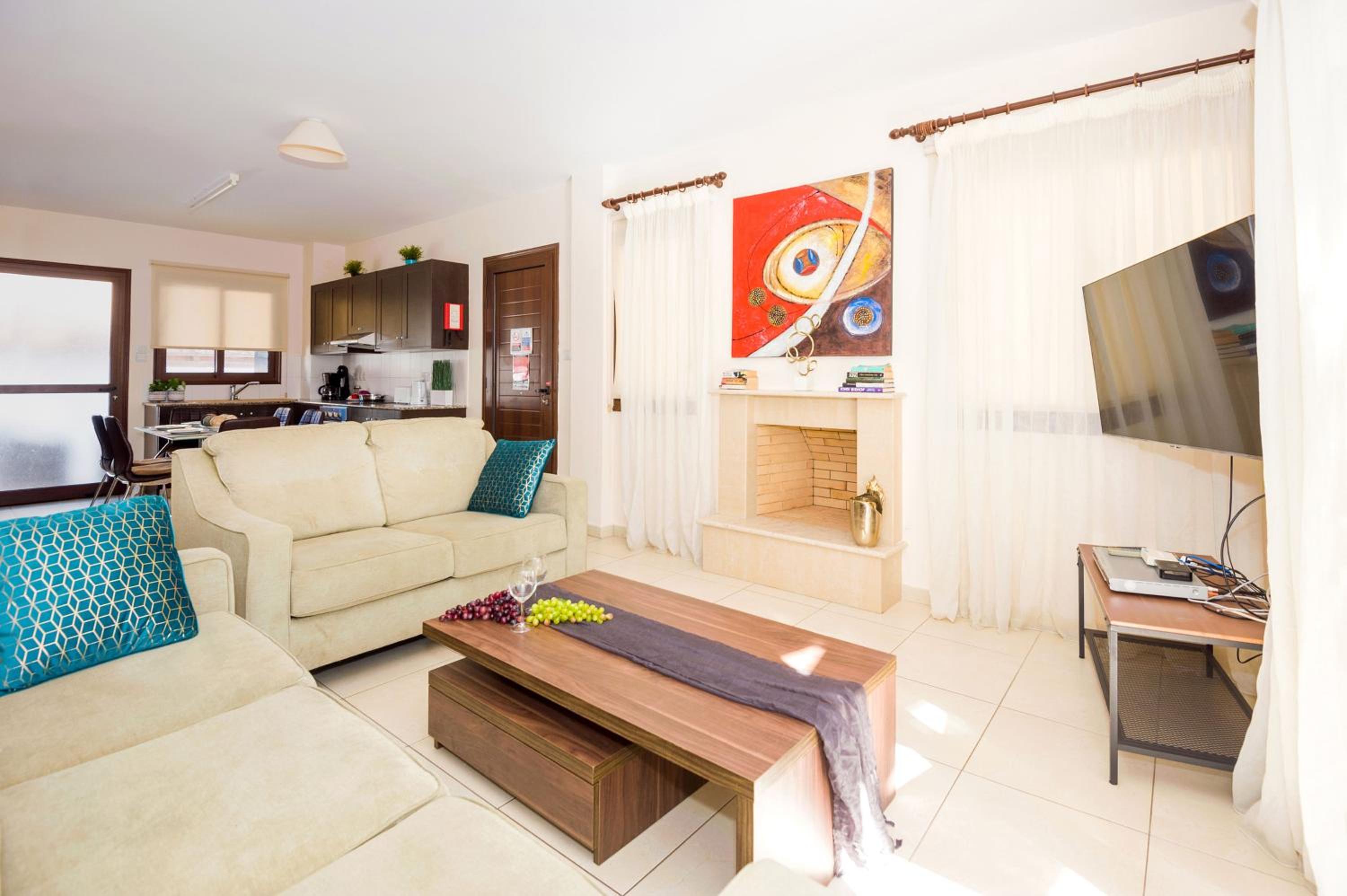 Villa Ioanna - 50m from Med Sea