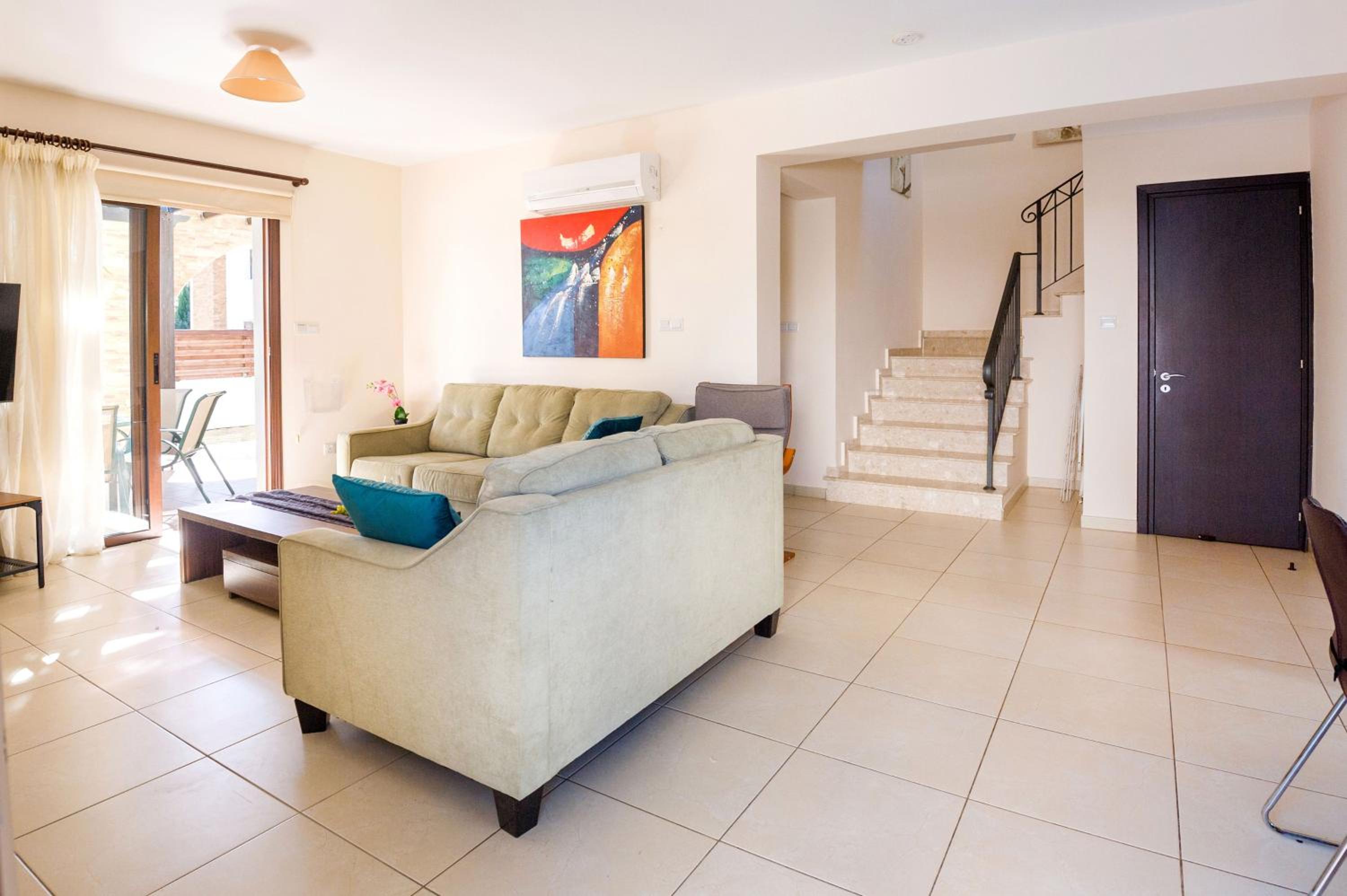 Villa Ioanna - 50m from Med Sea