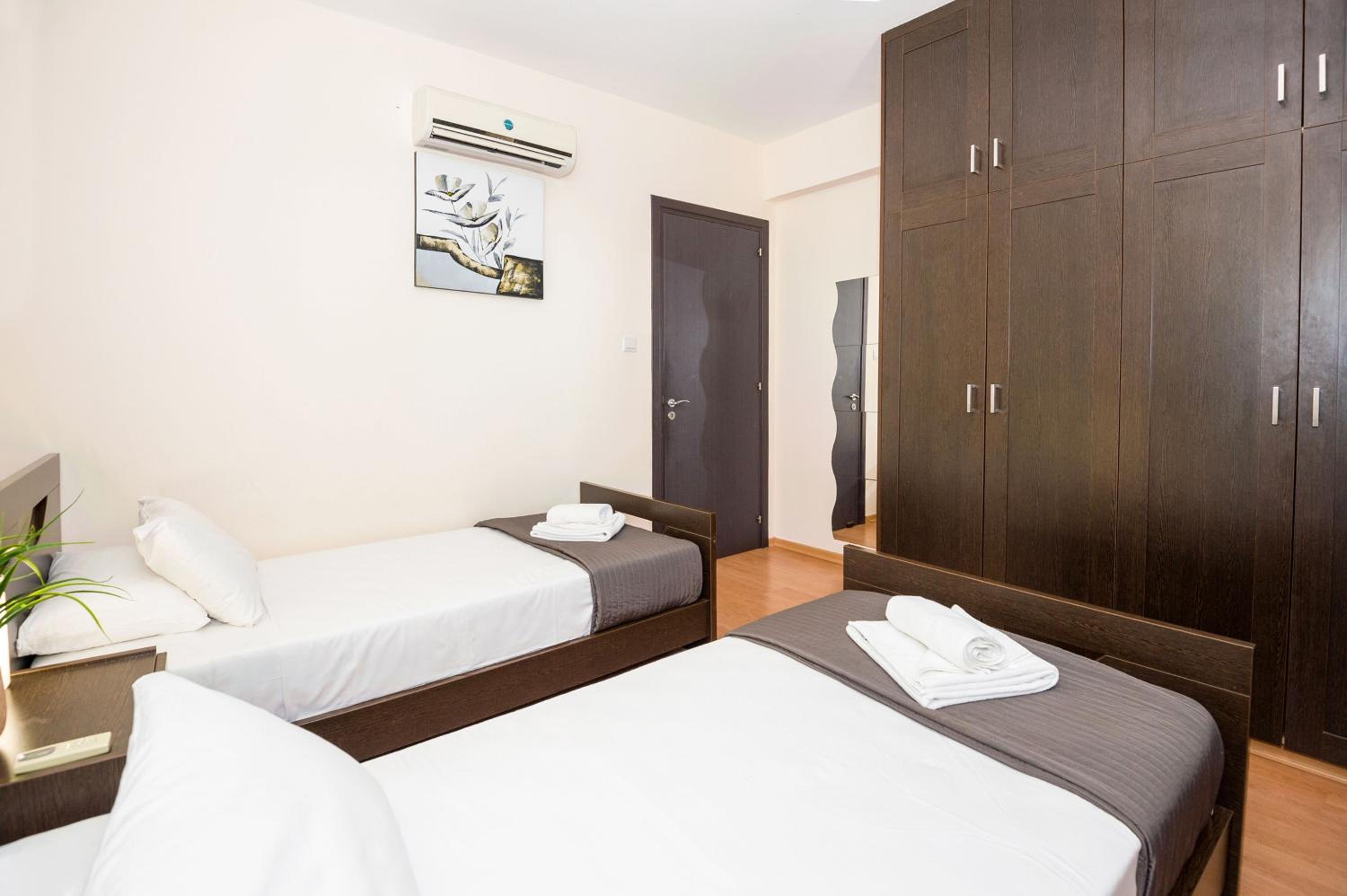 Villa Ioanna - 50m from Med Sea