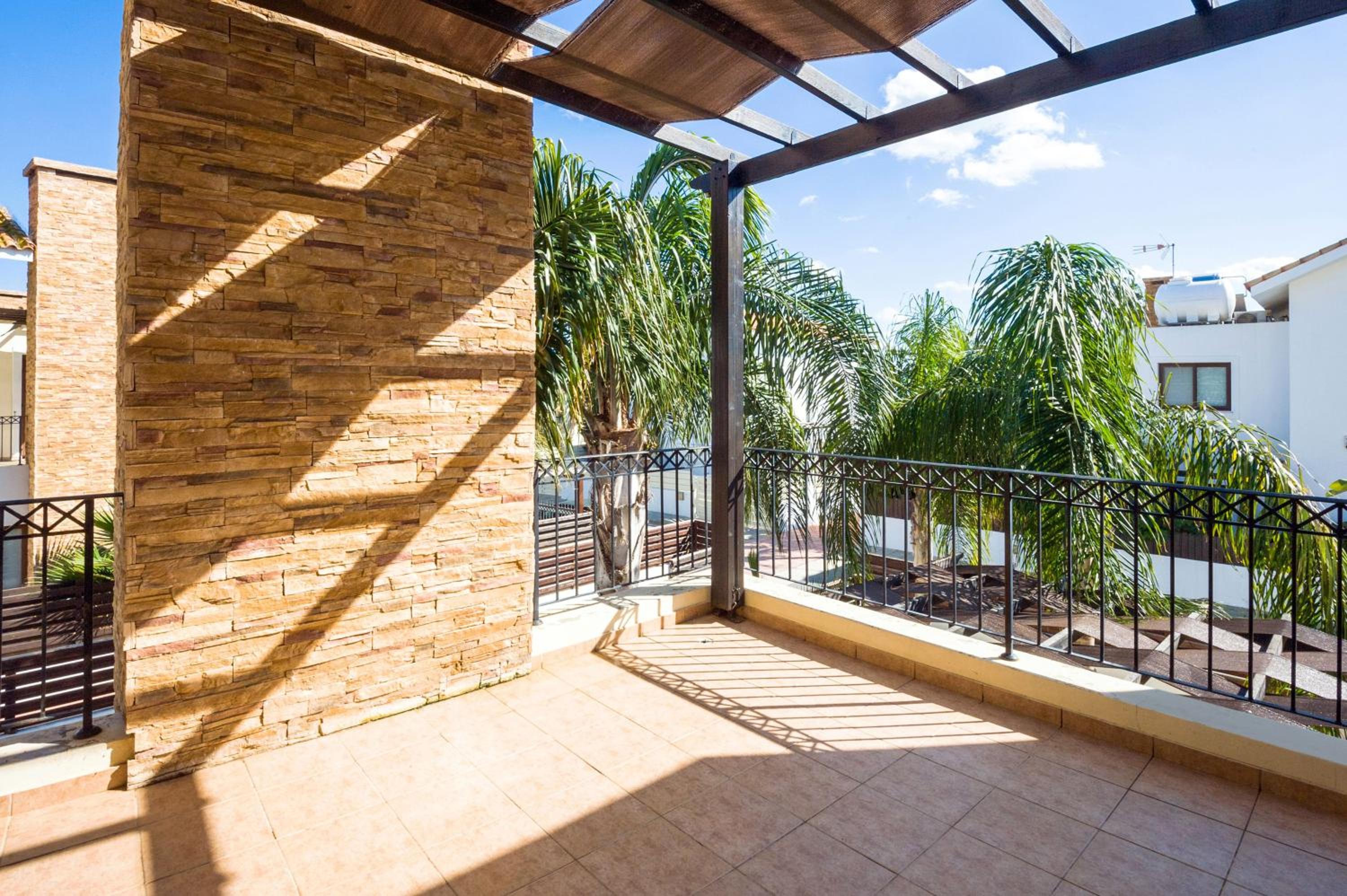 Villa Ioanna - 50m from Med Sea