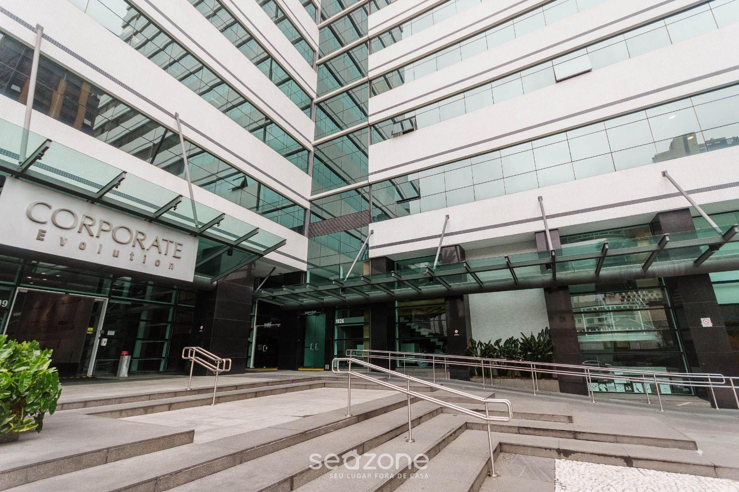 Studio condo w/pool 180m Hard Rock Café ESR1912