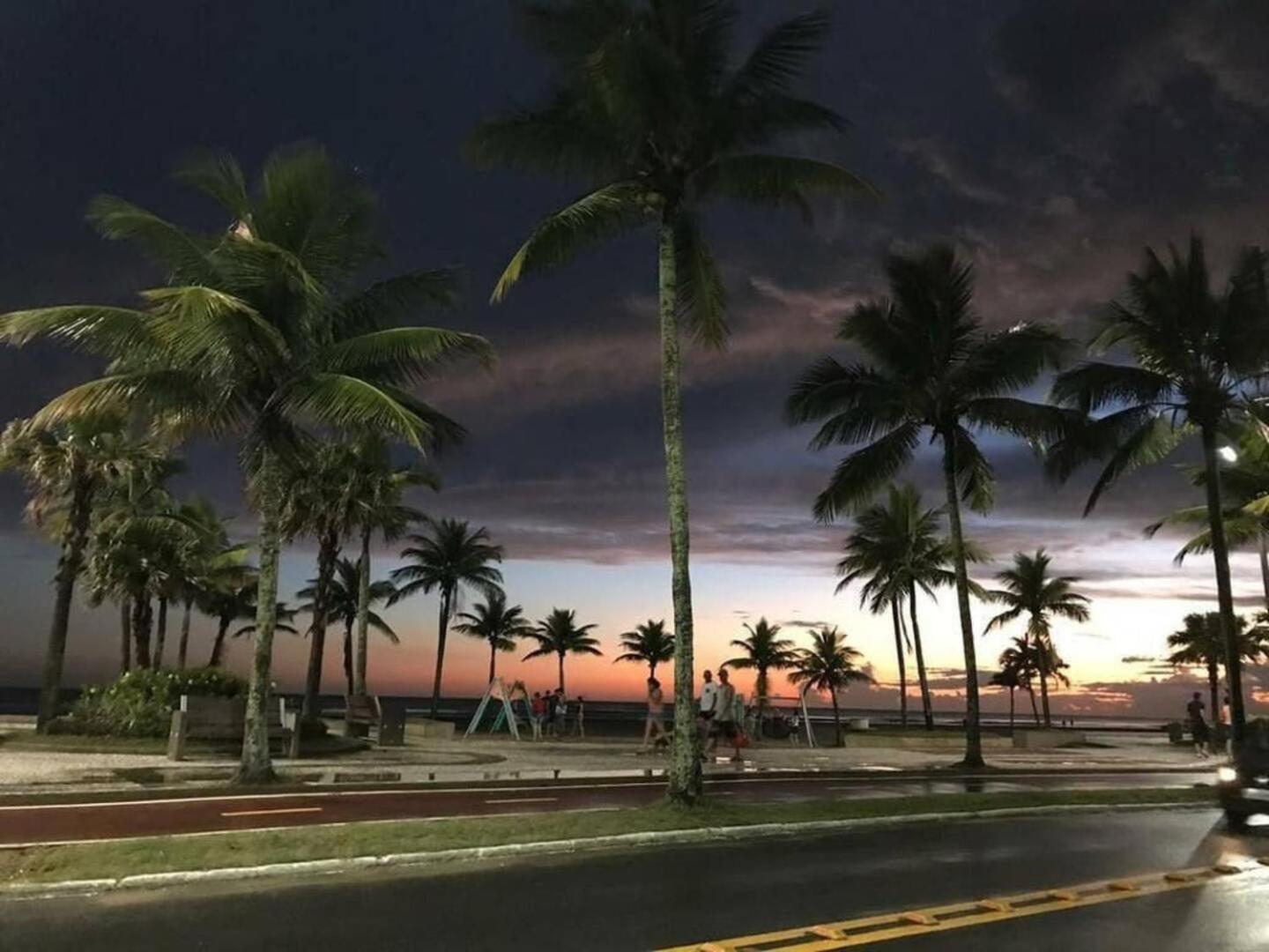 Apartamento kit net pé na areia