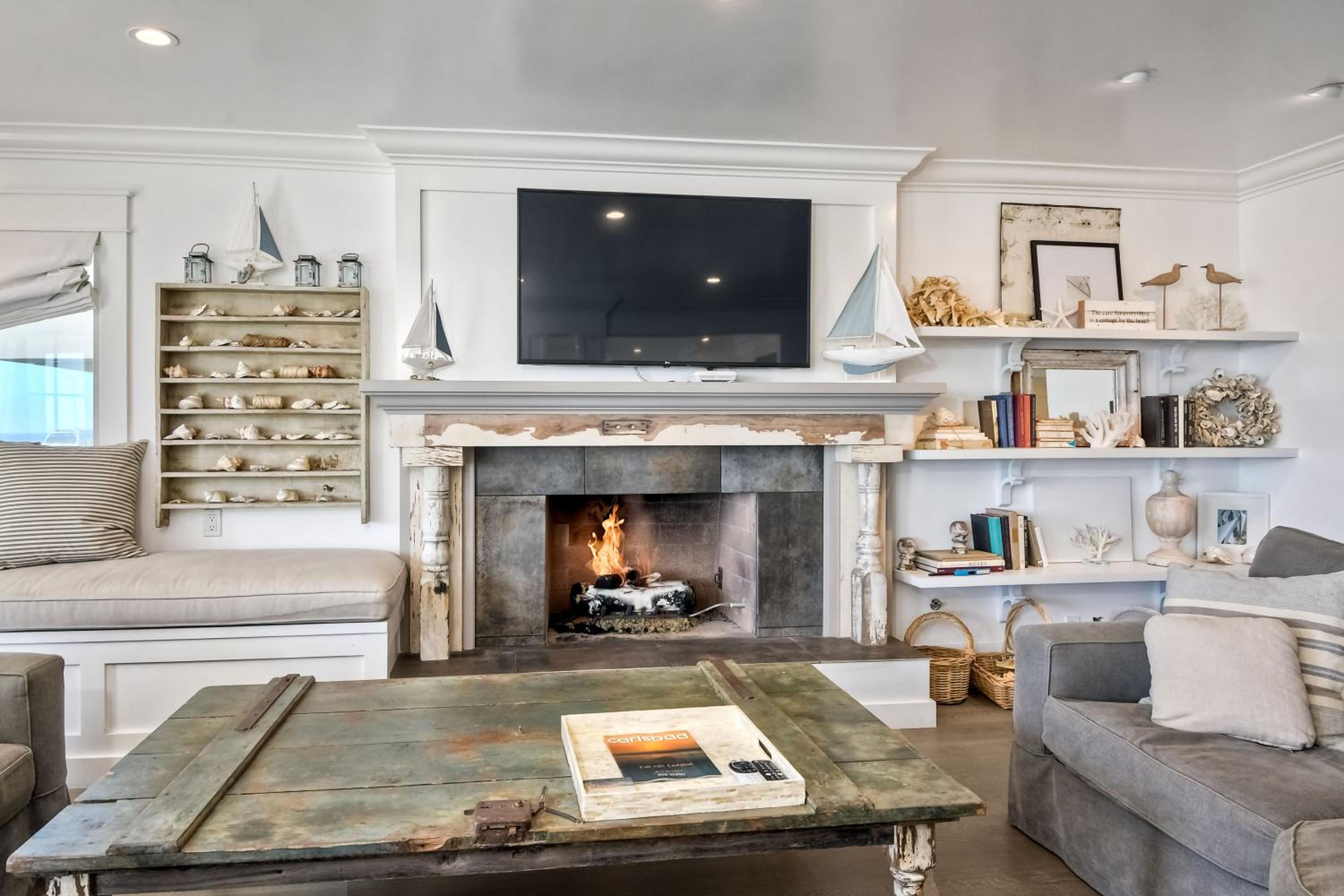 Luxury Ocean Views - 6 BR Home - Steps to Sand