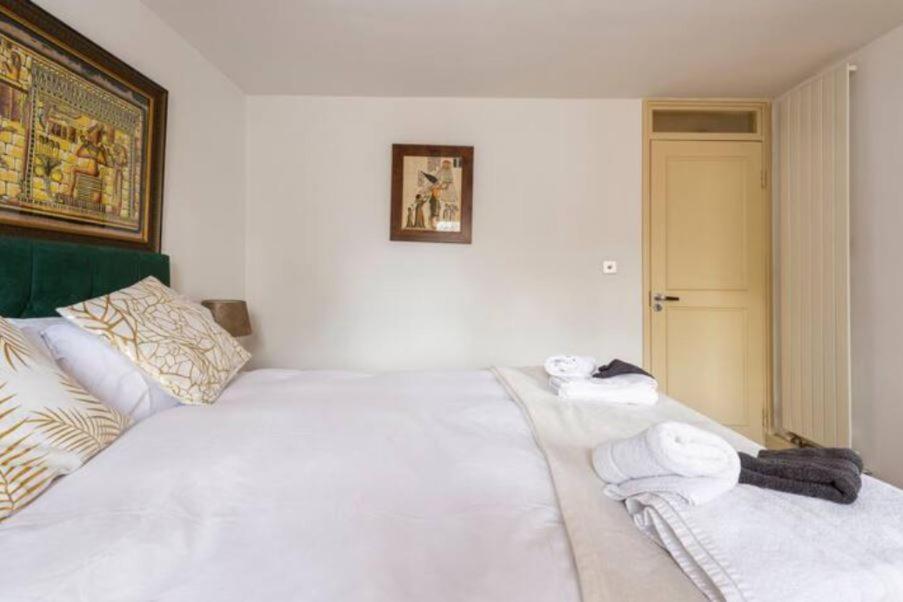 Super Central beautiful Three Bedroom