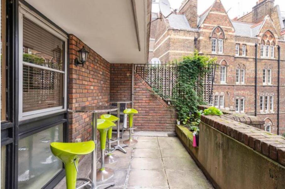Super Central beautiful Three Bedroom