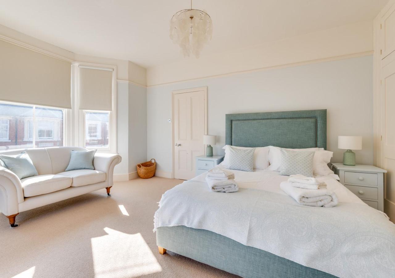 4 Bed in Southwold oc-hwye view 2