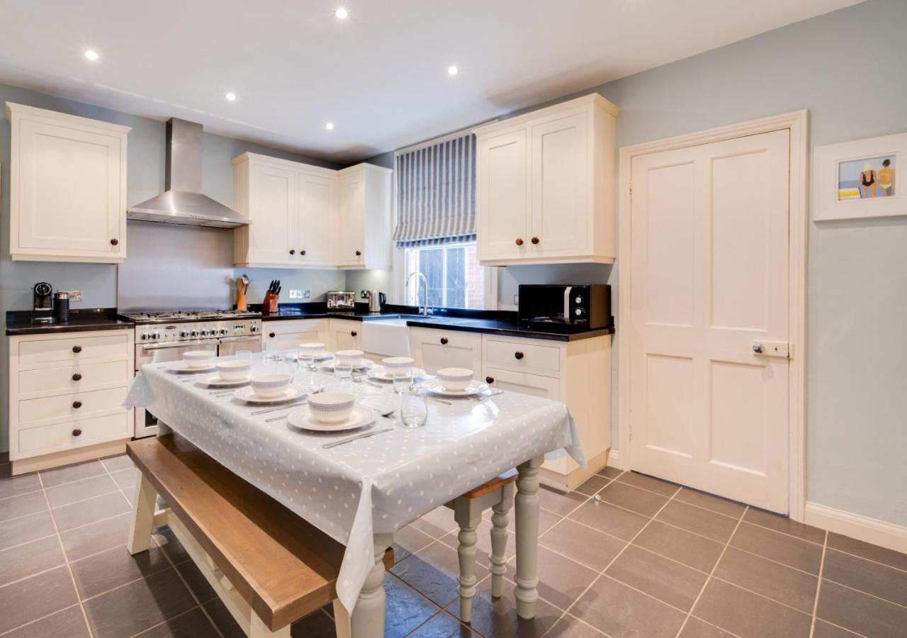 4 Bed in Southwold oc-hwye view 4