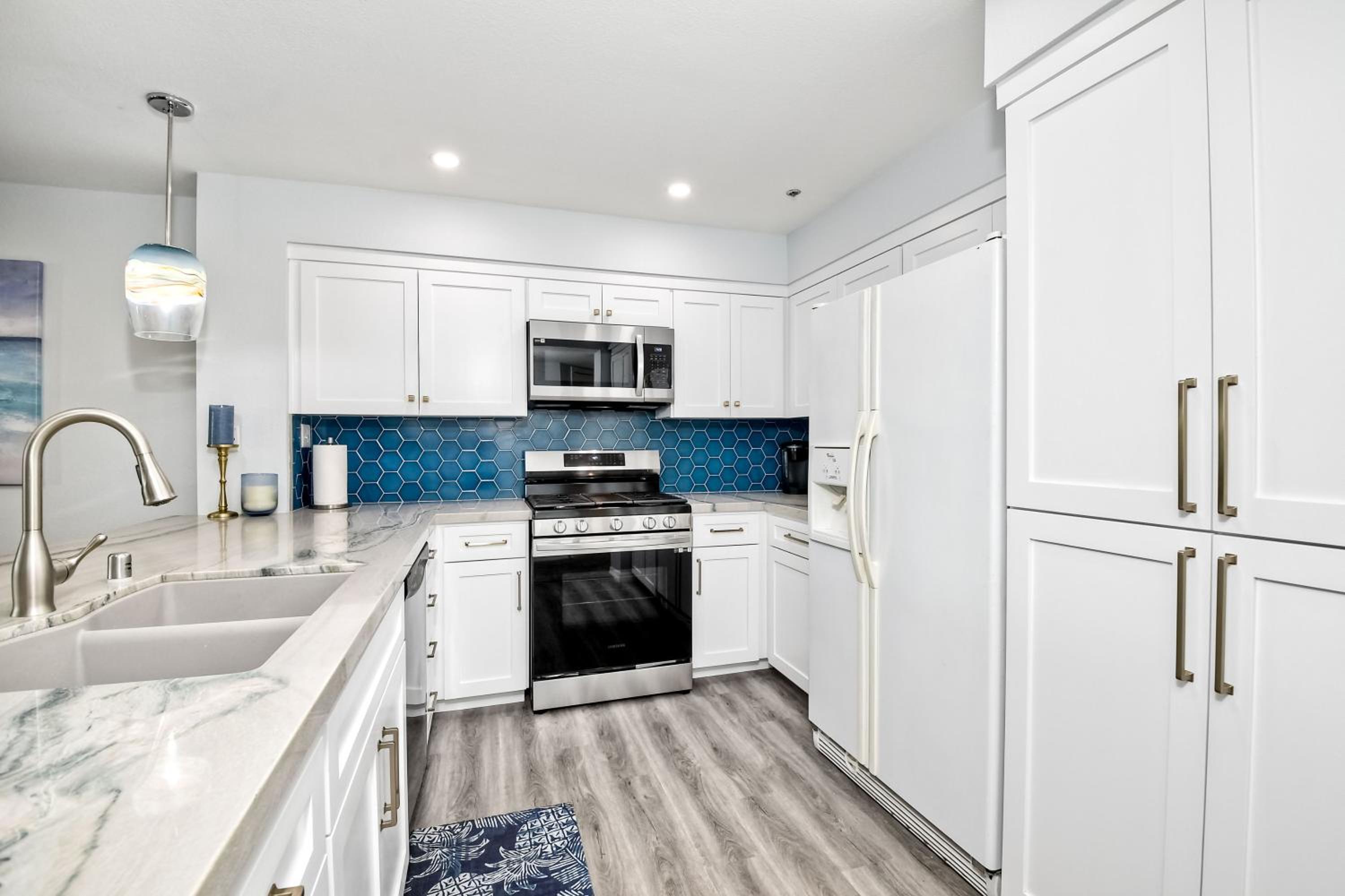 Ocean View, Pool, Hot Tub, Steps To Pier, Gated view 4