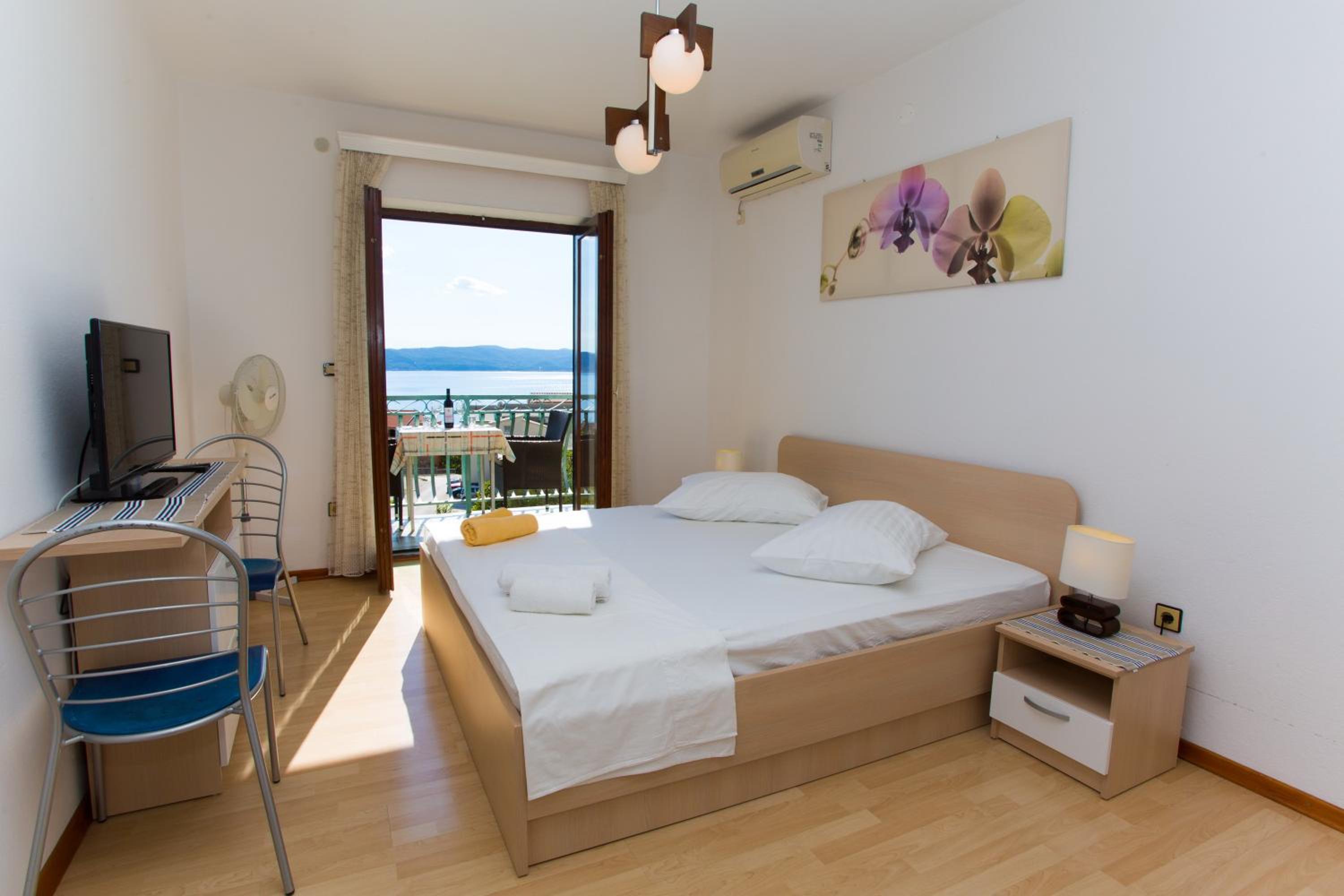 Apartment Ante -"View of the islands" photo 3