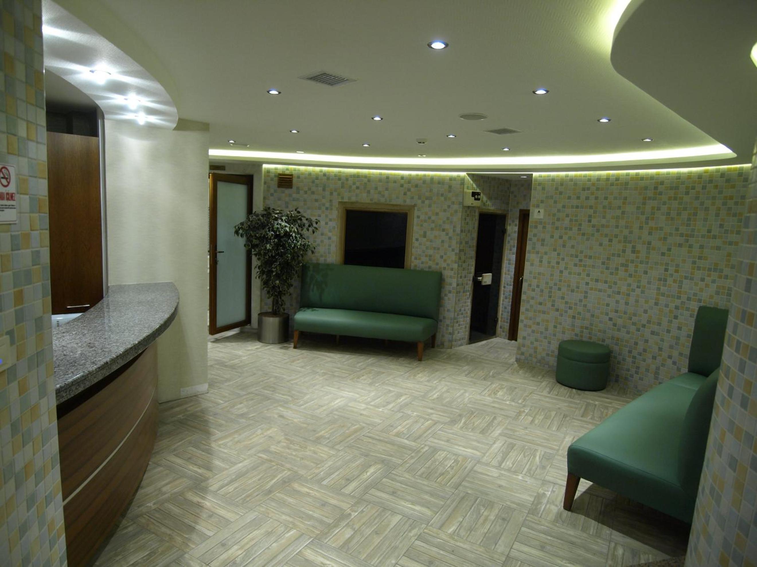 Bella Hotel - Image 56
