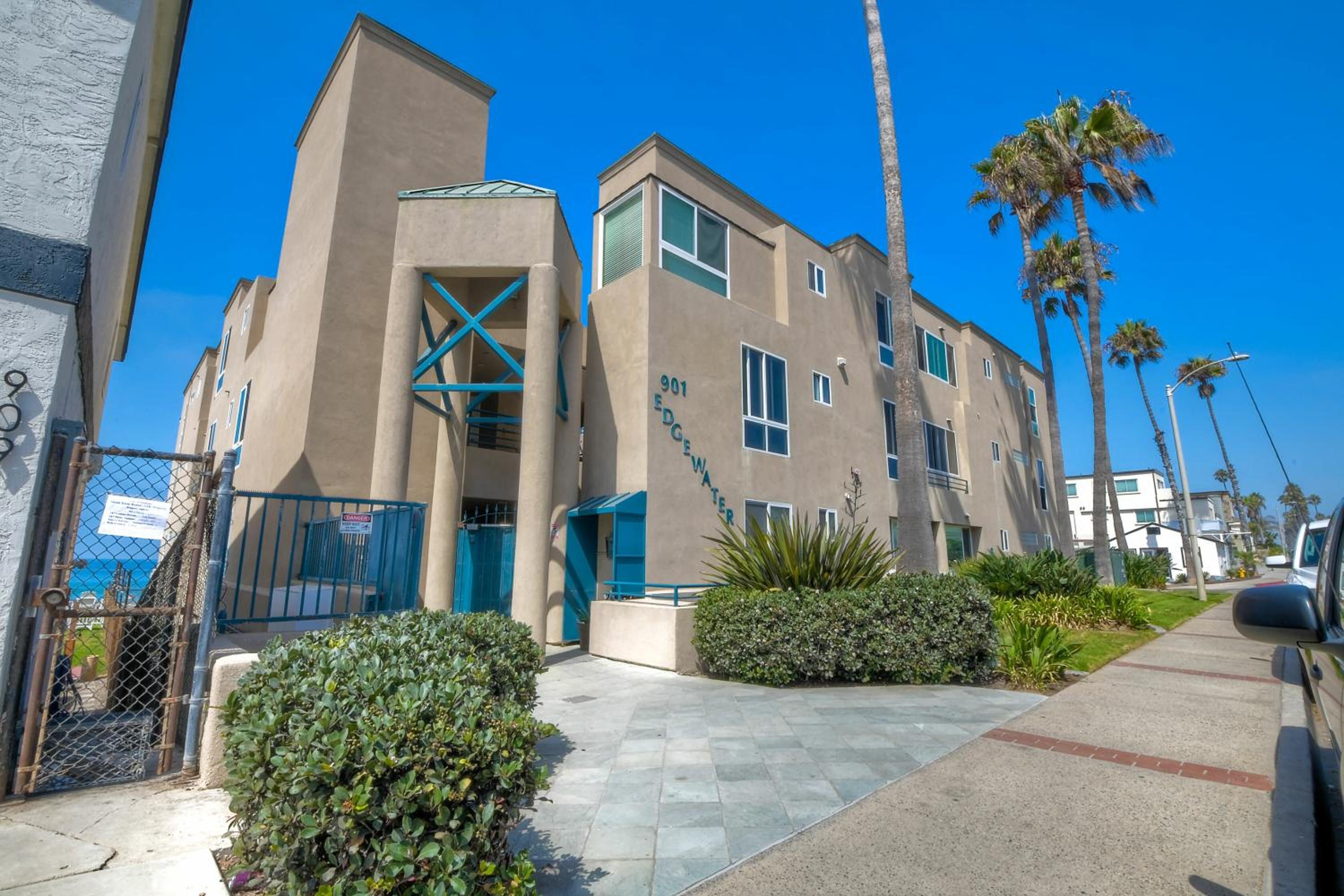 3BR Oceanview, Gated Community & Parking, Elevator view 4