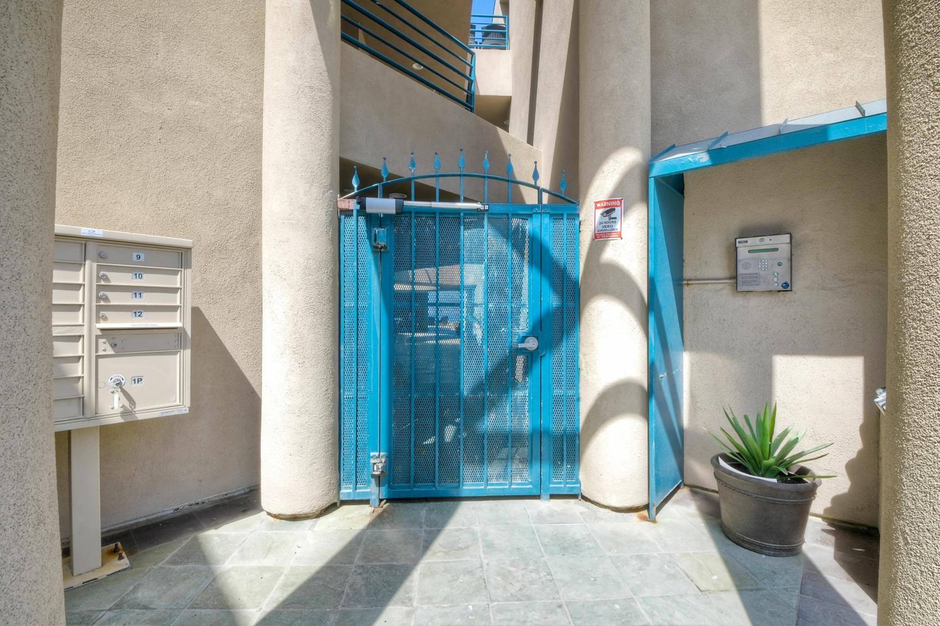 3BR Oceanview, Gated Community & Parking, Elevator view 5