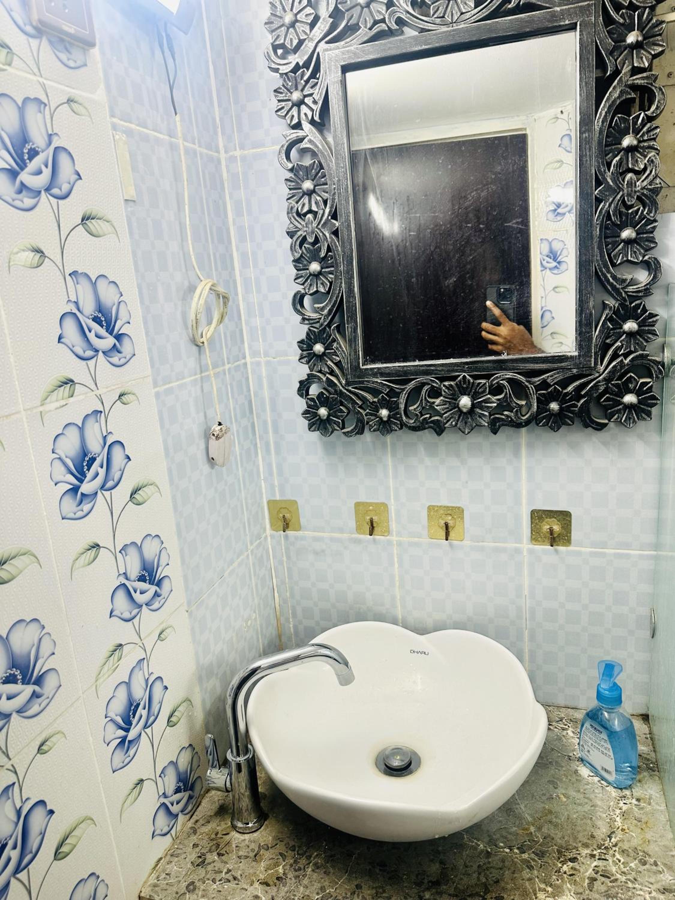 Beautiful 1-Bed Studio in Dhaka