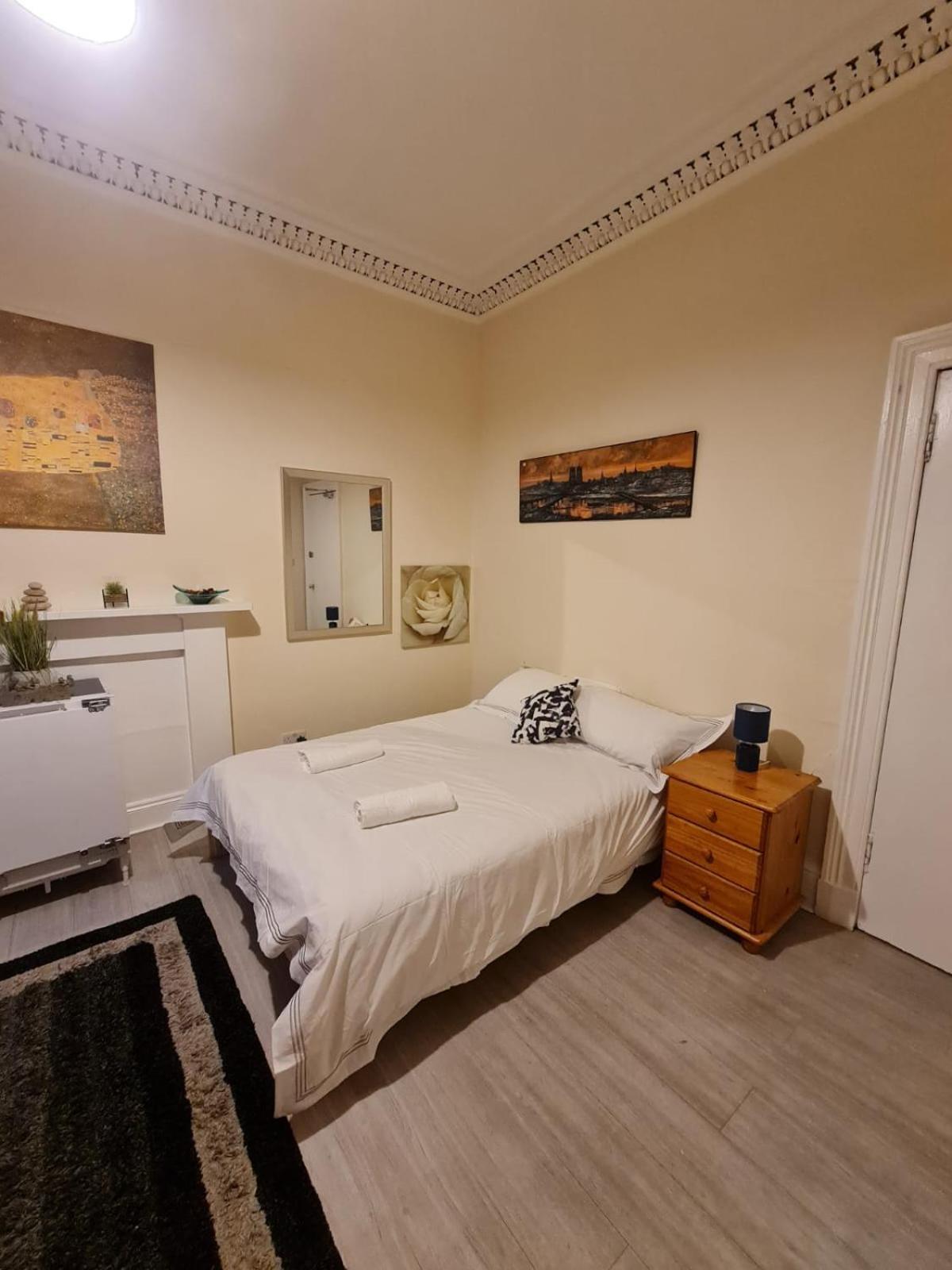 Cathcart Place Rooms