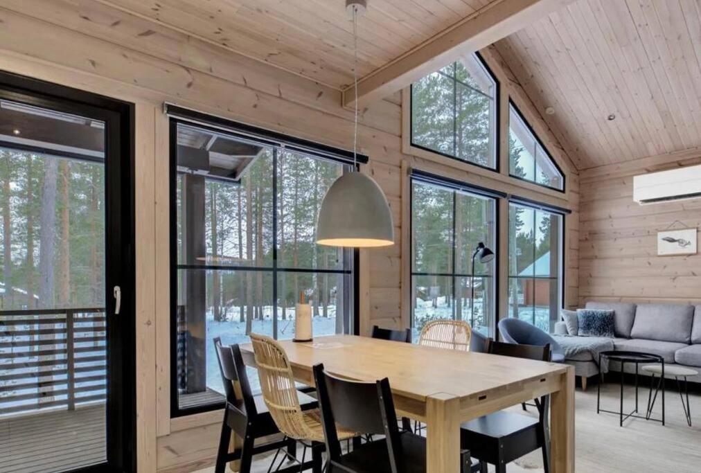 Paritalomökki Välirakka
