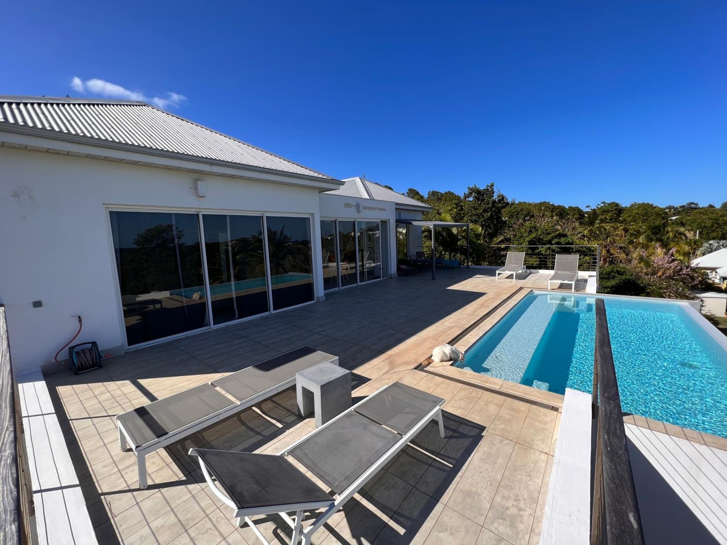 Villa vue mer Pointe Mayo Cap Est view 2