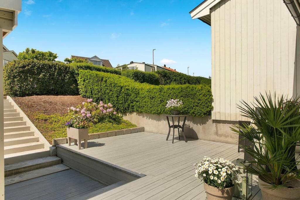 3-bedroom terrace house with incredible sea views